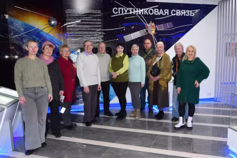 ветераны отрасли телевидения и члены фотоклуба "Позитив"